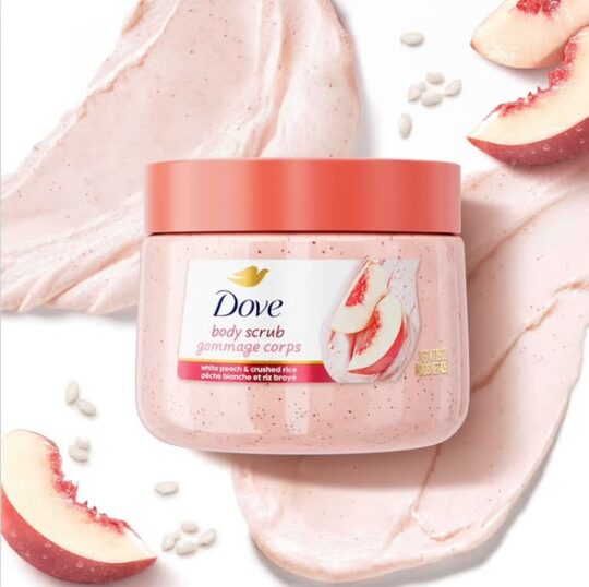 Dove Body Scrub - White Peach and Crushed Rice